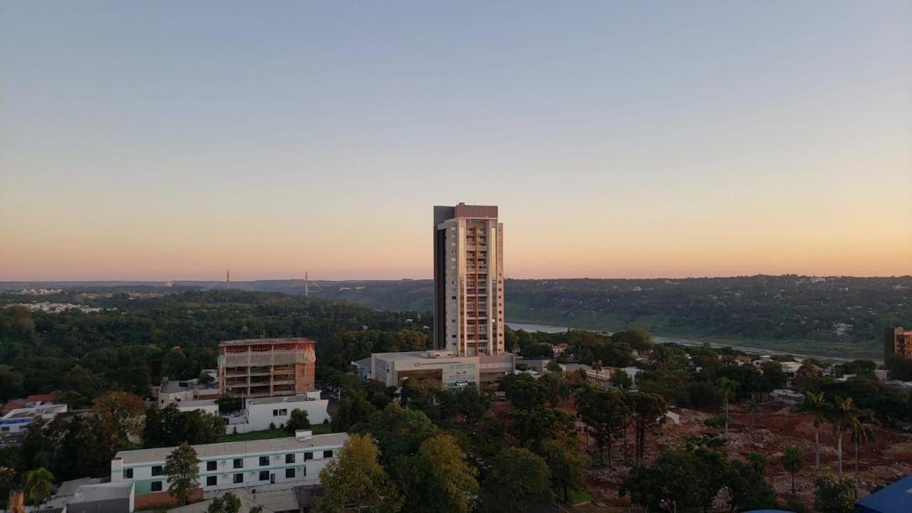 Lindíssimo apt no último andar no CENTRO de FOZ com vista INCRÍVEL Foz do Iguaçu Exterior foto